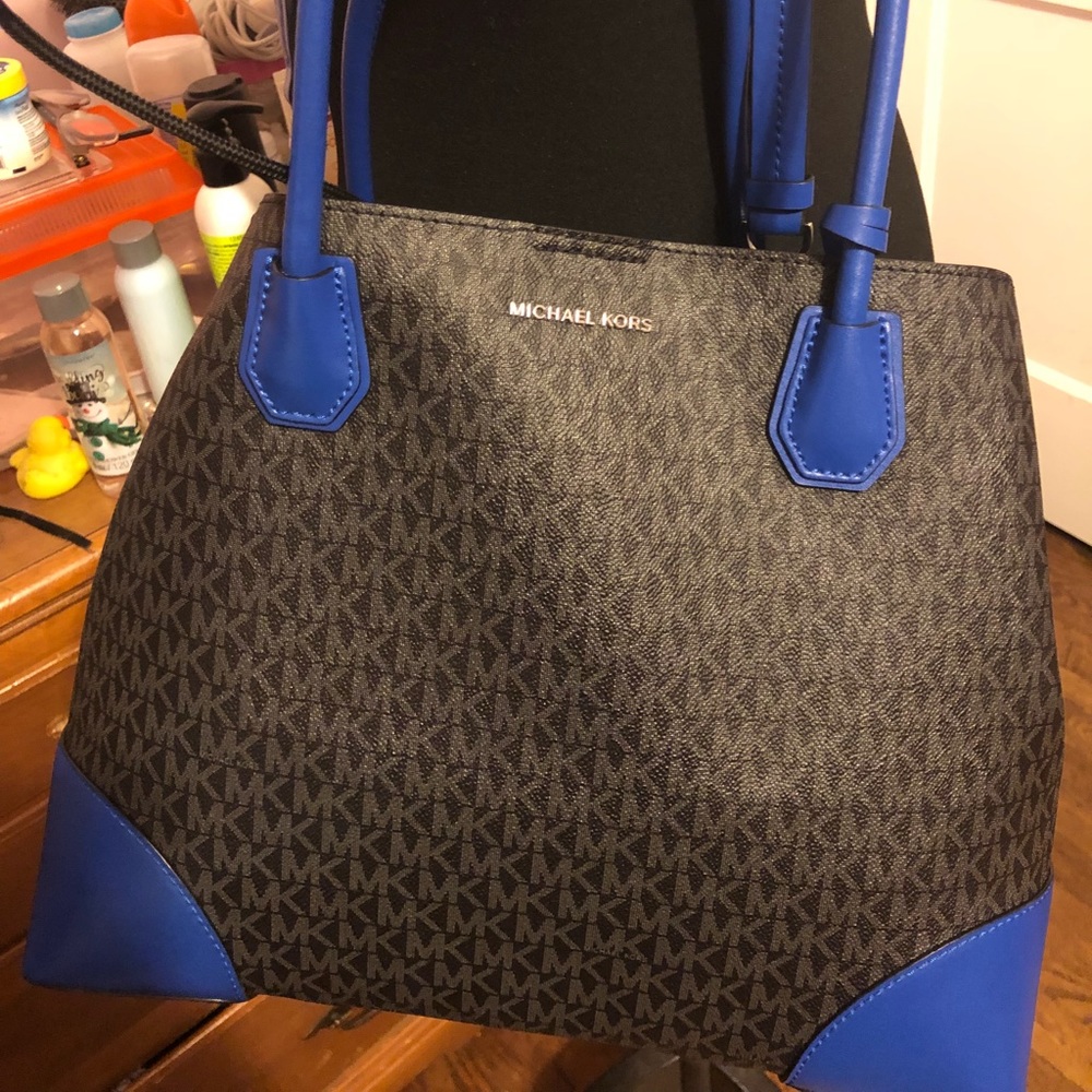Michael Korda purse REAL